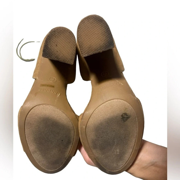 Size 7 bamboo faux suede strappy tie heels in excellent condition - Picture 4 of 6